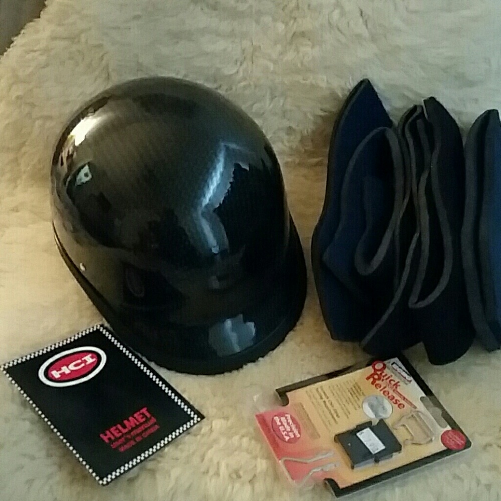 Women's Polo style carbon fiber helmet, size small